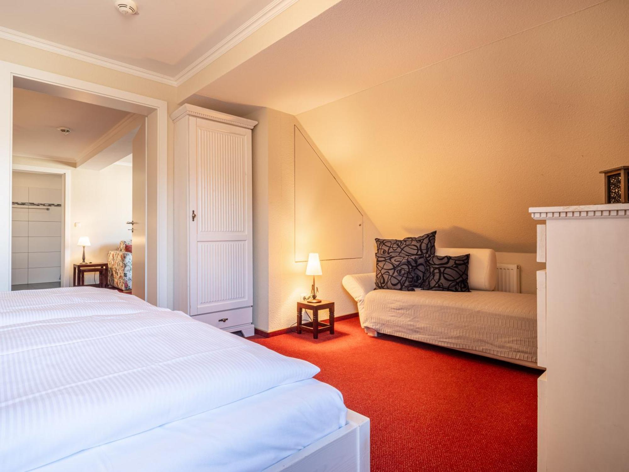 Hotel Stone Цингст Екстериор снимка