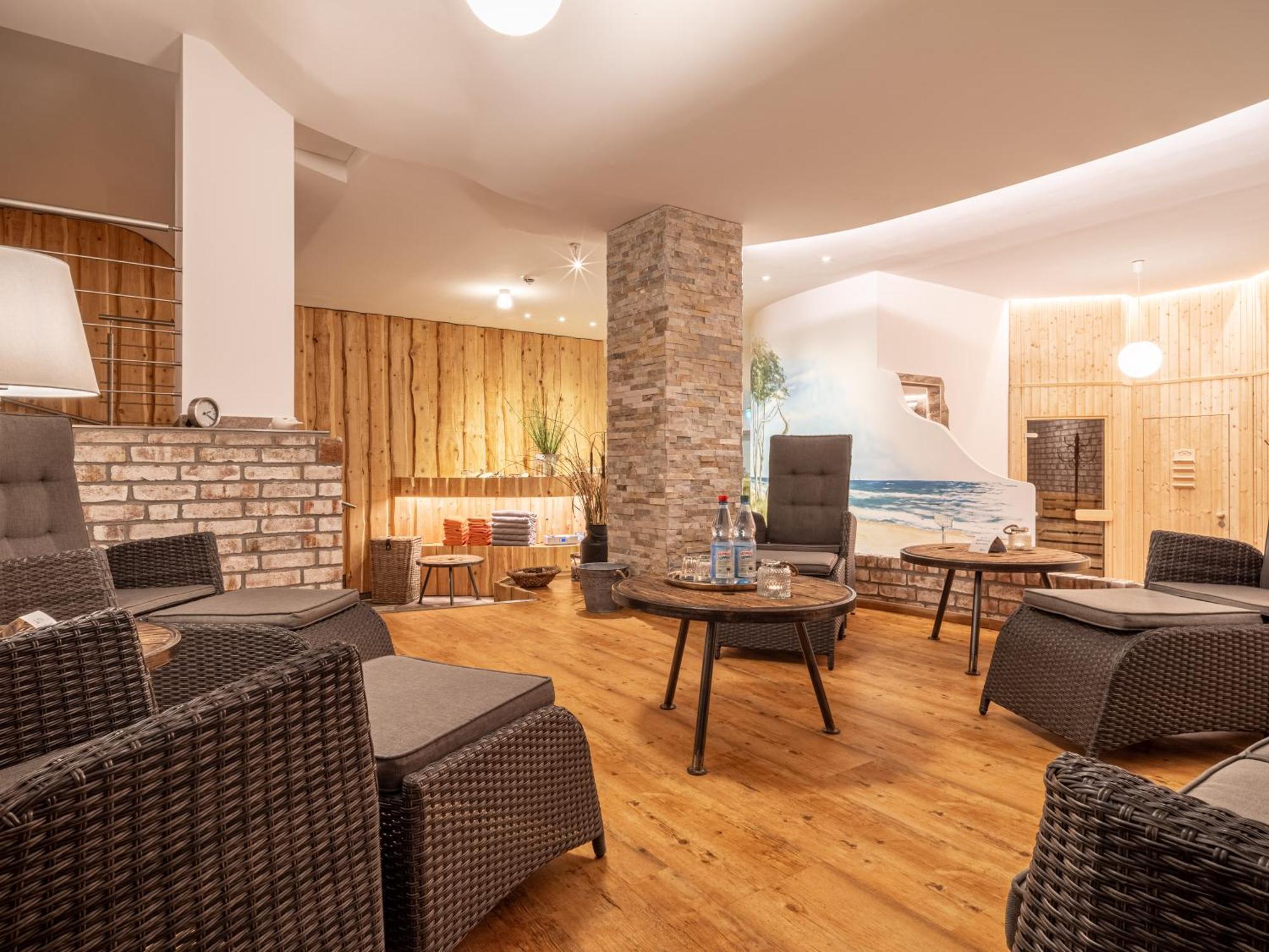 Hotel Stone Цингст Екстериор снимка